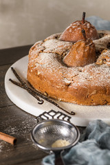 Delicious cake with pear and cinnamon
