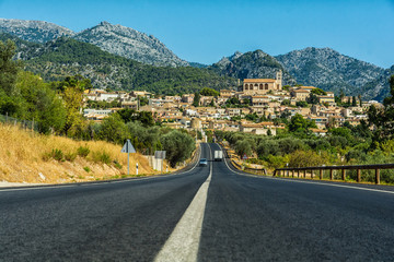 Die Stadt Selva auf Mallorca