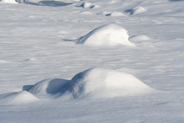 Verschneite Felsen