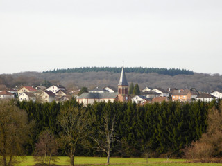 Vue sur le village d'Argiésans et son clocher en Franche-Comté, FRance