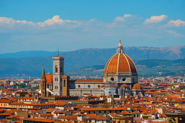 Fototapeta na wymiar Beautiful landscape view of amazing Florence city with Cathedral Duomo Santa Maria del Fiori and bridges over the river Arno at sunset. Firenze scenery panorama, Italy Europe. Italian summer vacation.