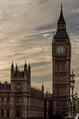 Fototapeta na wymiar Big Ben und Houses of Parliament