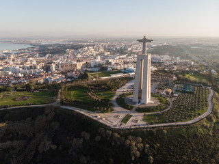 Obraz premium Christ the King Monument in Lisbon
