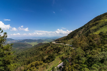 Paisagem mostrando natureza na região da Serra da Mantiqueira entre São Paulo e Sul de Minas...