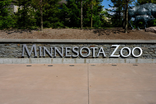 Minnesota Zoo Welcome Sign