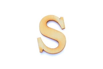 Obraz premium Alphabet letter wooden font with shadow isolated over white background. English flat wood character S.