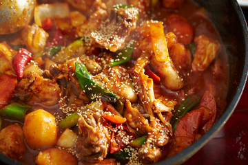 Korean spicy chicken hot pot 