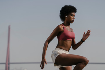 Sunny run in the city