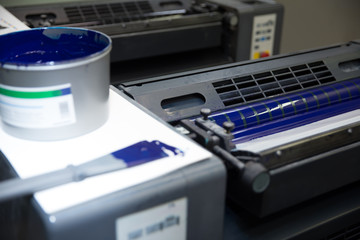 Offset printed machine, offset printing
