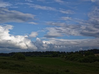 Fototapeta premium landscape of Central Russia on a cloudy day, summer.