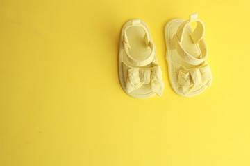 yellow baby sandals with bow