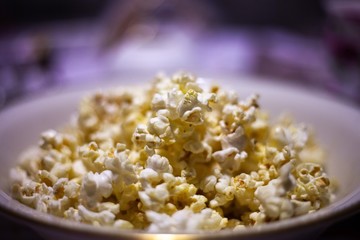 mouthwatering bowl of popcorn yum