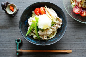 冷やし肉うどん