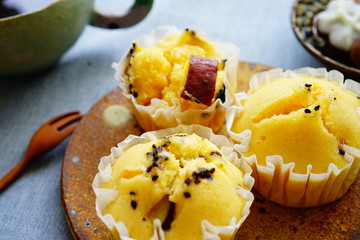 サツマイモ蒸しパン