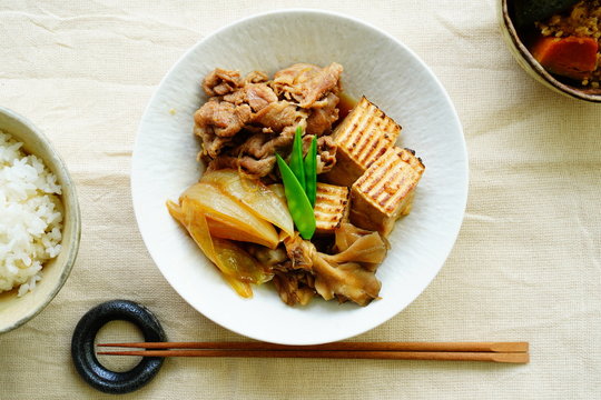 肉豆腐