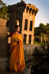 Fototapeta premium Maharshtrian saree look