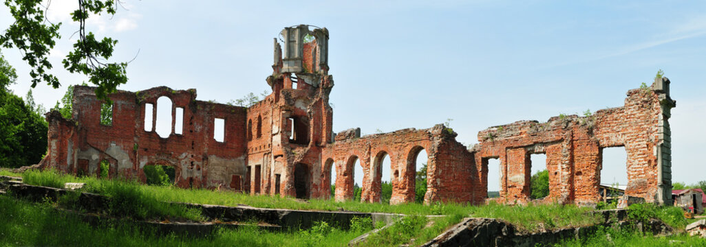 Ruinen vom Graf Haus Tereshtschenko in Zhitomyr, Ukraine