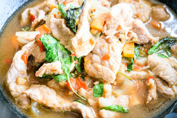 Stir-fried pork and basil