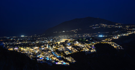 Fototapeta premium Night scene of Santorini Island, Greece