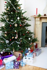 Christmas Tree With Presents