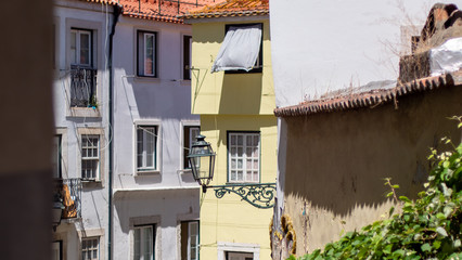 Fototapeta na wymiar Arquitectura colorida en la capital de Portugal, Lisboa