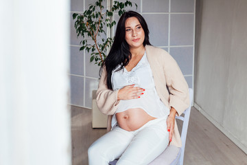 pregnant mom expecting a baby before birth