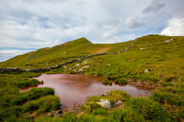 Eine rote Lacke am rescheskogel