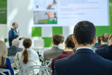 Fototapeta premium Audience listens to the lecturer at the conference