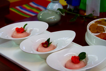 Chinese sweet rice cake dessert niao gao