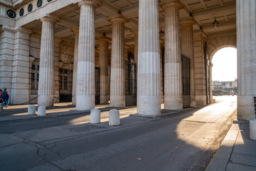 Obraz premium Greek Style Columns Hofburg complex, Vienna, Austria.