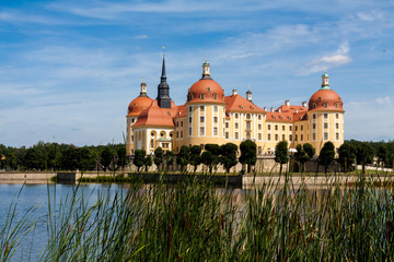 Fototapeta na wymiar Wasserschloss Moritzburg