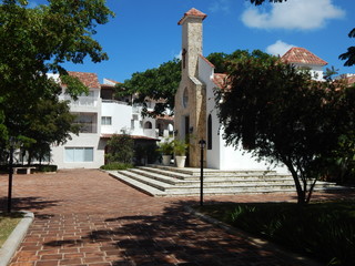 IGLESIA CON ESTILO ANTIGUO