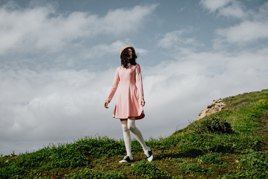 Girl looking back behind her