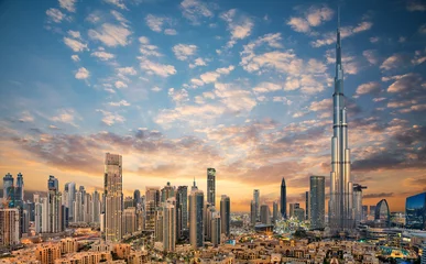 Selbstklebende Fototapete Dubai Erstaunlicher Panoramablick auf die futuristische Skyline von Dubai, Downtown Dubai, Vereinigte Arabische Emirate