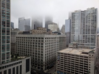 Obraz premium Chicago in clouds