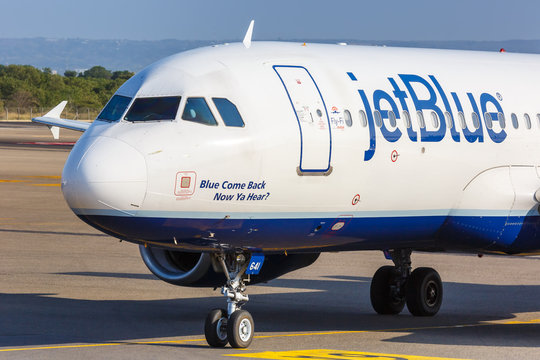 JetBlue Airways Airbus A320 Airplane Cartagena Airport