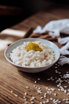 Arroz Con Leche, Rice Pudding Cooked and dry grape