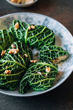 Stuffed savoy cabbage leaves