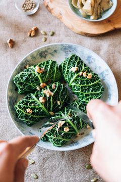 Stuffed savoy cabbage leaves