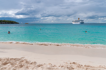 Catalina island - Playa de la isla Catalina - Caribbean tropical beach and sea