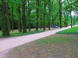 ワルシャワ　ワジェンキ公園