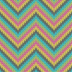 Chunky zigzag chevron stripes knitting texture 