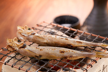 軽く火で炙った一夜干しのししゃもは日本酒との相性抜群です