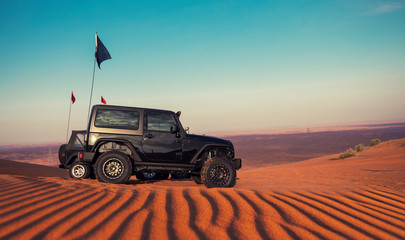Desert Safari - Off-road car Dubai - UAE