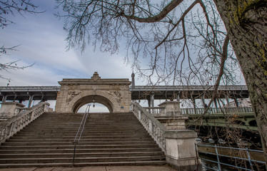 le pont de Birakheim et la tour eiffel
