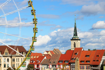Obraz premium Erfurt panorama with ferris wheel