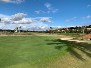 Fototapeta premium golf course on a sunny day