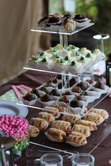 cake with fruits