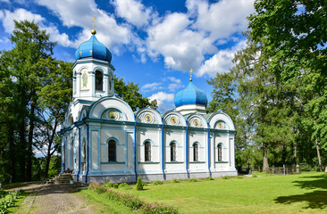 Fototapeta na wymiar church in kiev ukraine