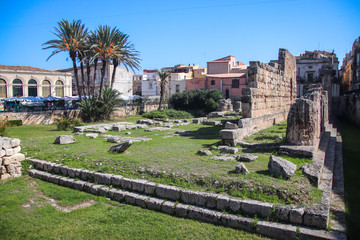 temple of apollo in sicily 